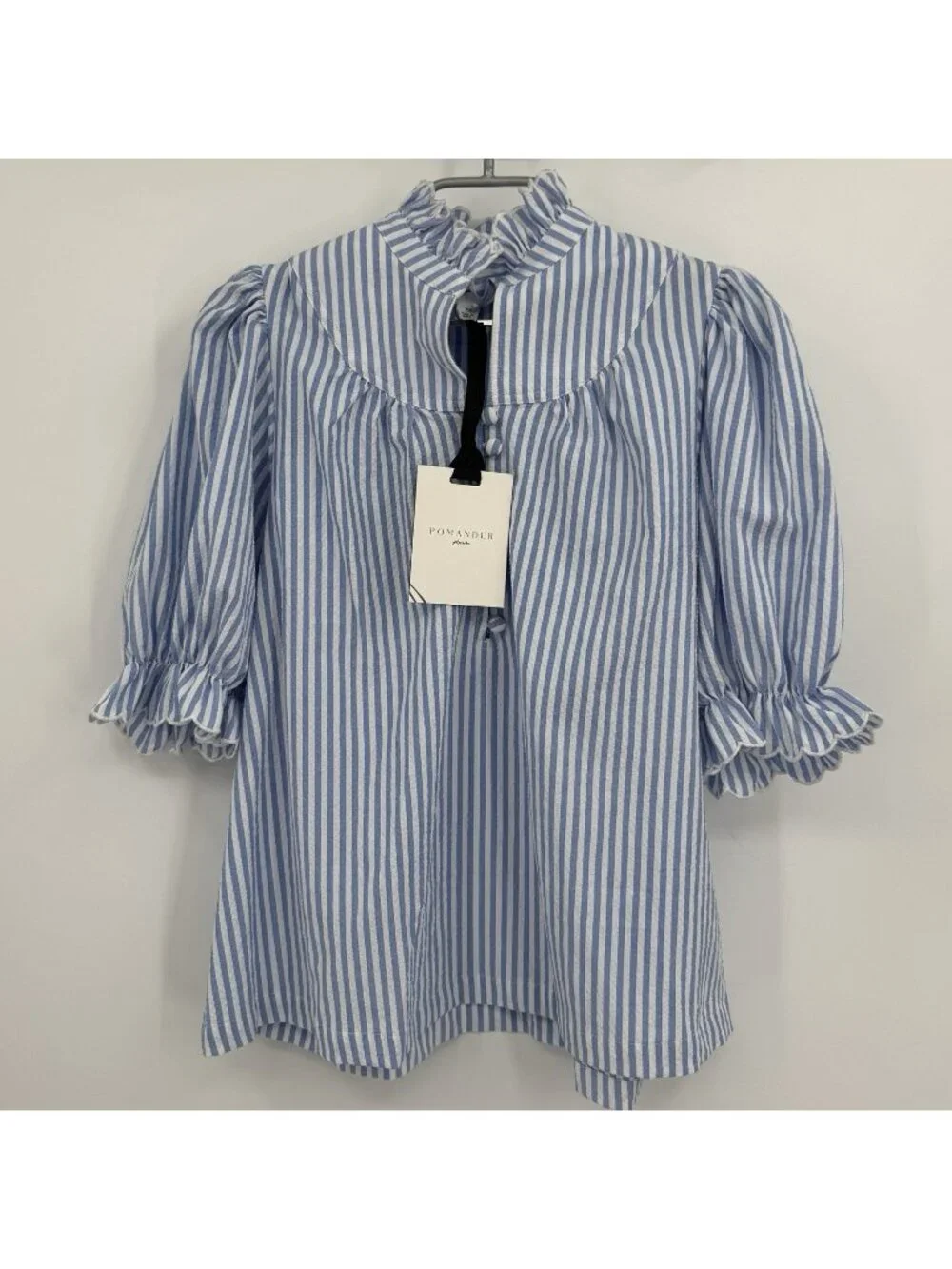 Pomander Place by Tuckernuck Blue Stripe Selena Blouse sz XS Puff Sleeve Ruffle